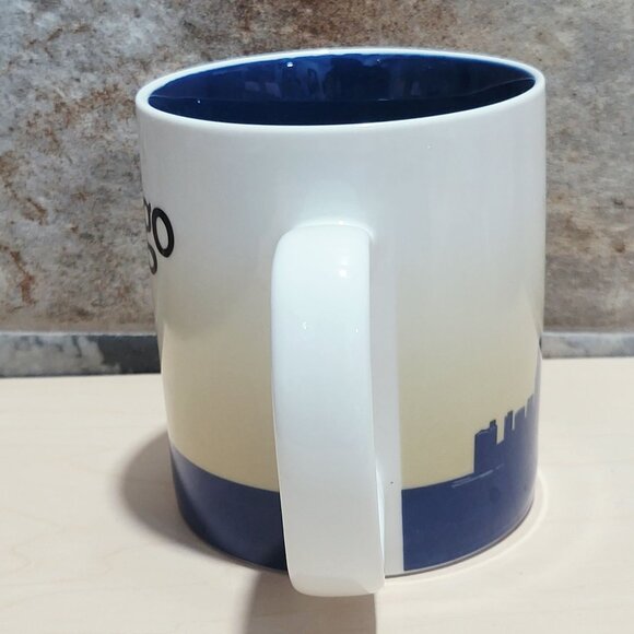 Starbucks Global Icon Collector Series 2009 Chicago Coffee Mug 16 Oz - Picture 4 of 10